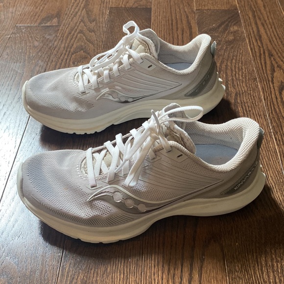 Saucony Kinvara 12 Running Shoes - Picture 6 of 10